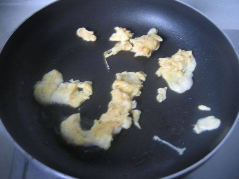 榨菜蛋炒饭步骤3