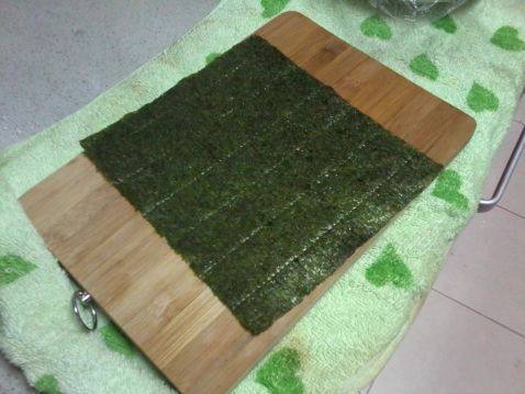 肉松紫菜包饭步骤10