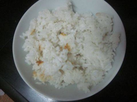 扬州炒饭步骤2