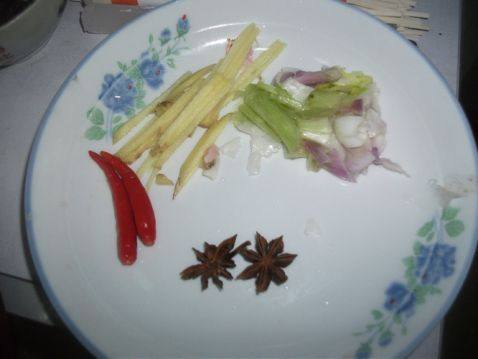 香菇卤肉饭步骤3