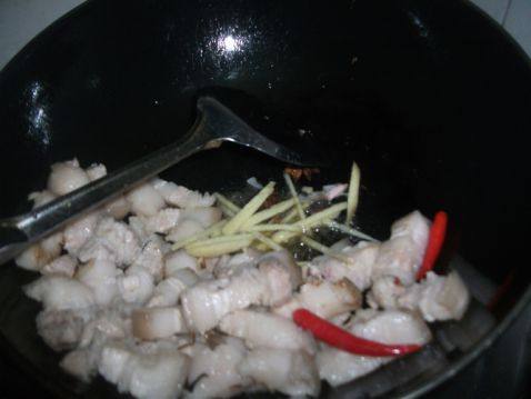 香菇卤肉饭步骤6