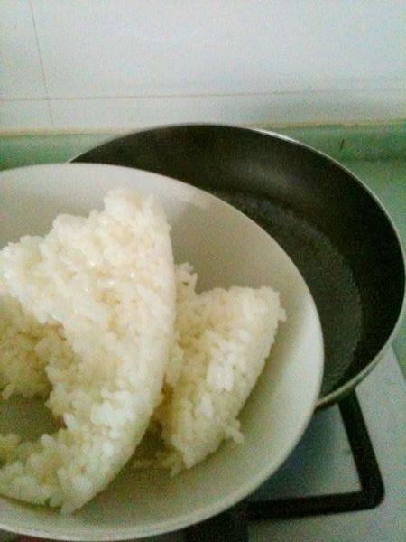 虾皮酸菜泡饭步骤3
