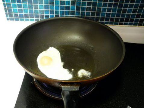 肉松蛋炒饭步骤2