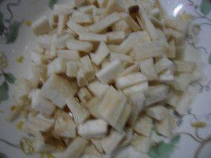 蘑菇鸡肉饭步骤1