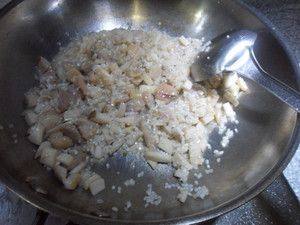 蘑菇鸡肉饭步骤6