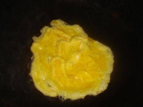 窝笋叶炒饭步骤4