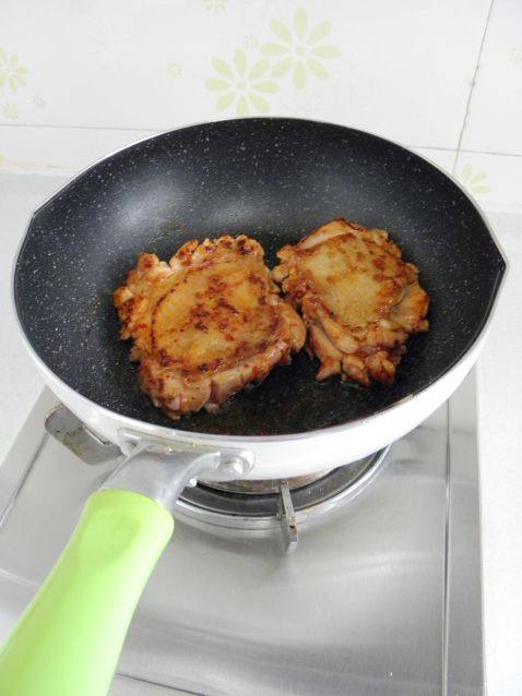泡菜鸡腿饭步骤7