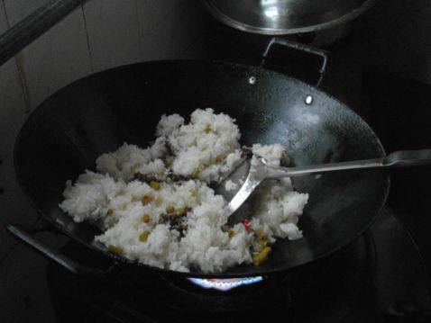 糯米炒饭步骤6