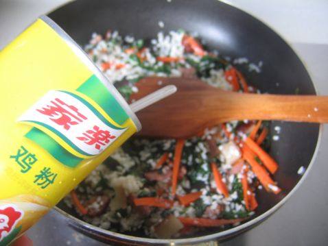 腊肉菜饭步骤6