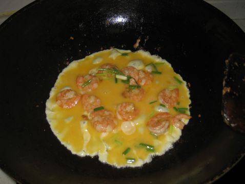 虾仁鸡蛋炒饭步骤5