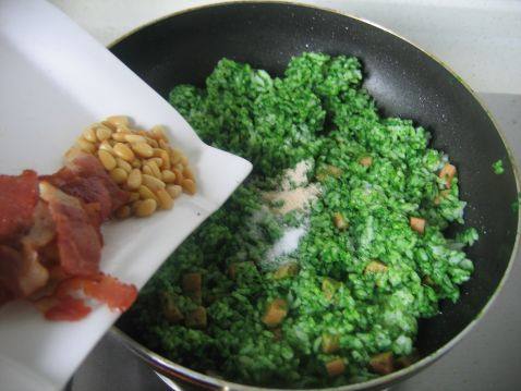 培根松仁菠菜饭步骤10