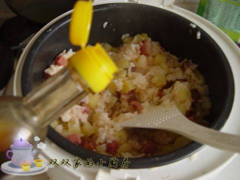土豆腊肉饭步骤7