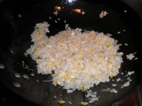 鸡蛋炒饭步骤6