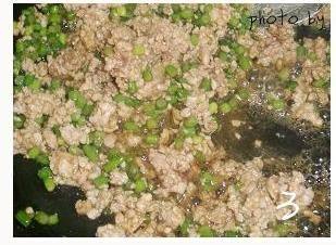 蒜苔肉酱炒饭步骤5