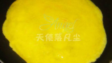金银蛋卷炒饭步骤5