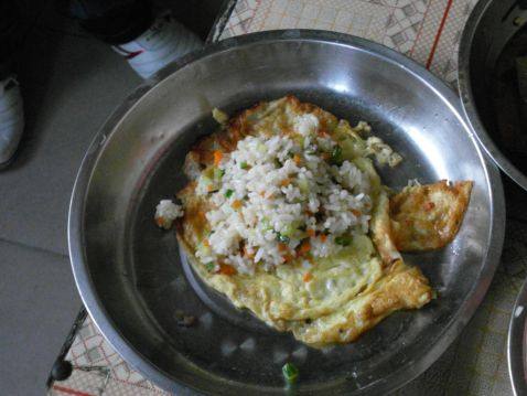 蛋包饭卷步骤9