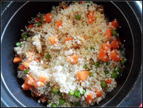 豌豆椒盐米饭步骤9