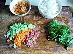 爽口泡菜炒饭步骤2