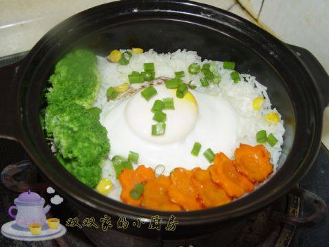 猪肉窝蛋煲仔饭步骤10