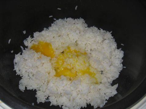 金包银之蛋炒饭步骤1