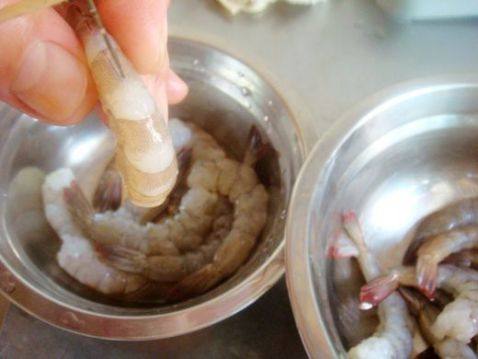 扬州蛋炒饭步骤1