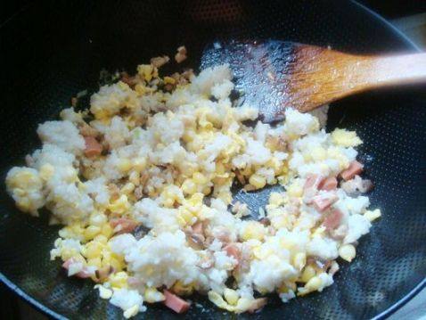 扬州蛋炒饭步骤17