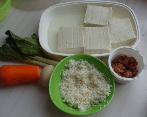 鸡肉鲜疏米饭团步骤1