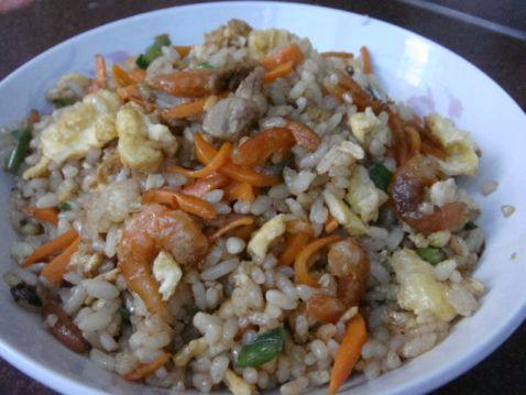 三鲜炒饭步骤12