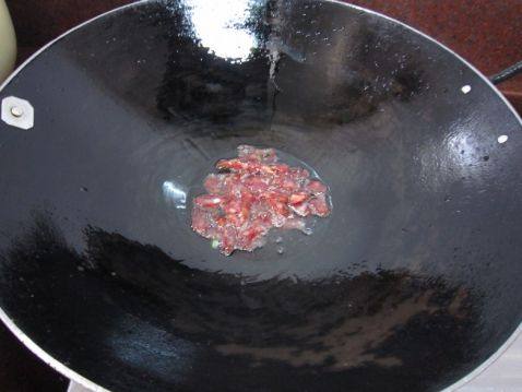 芥蓝腊肠炒饭步骤2