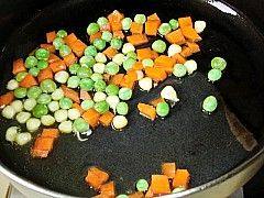 鲜香美味的---蚝油炒步骤2