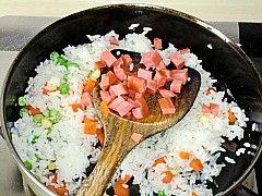 鲜香美味的---蚝油炒步骤4