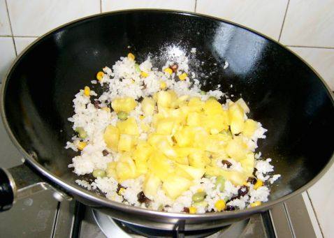 开胃菠萝饭步骤5