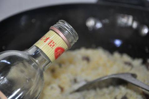 牛丸蛋炒饭步骤7
