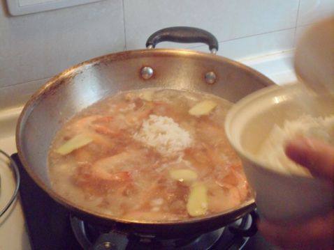 鲜虾青菜泡饭步骤6
