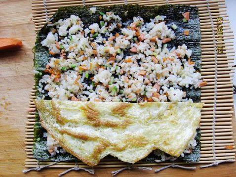 海苔炒饭卷步骤6
