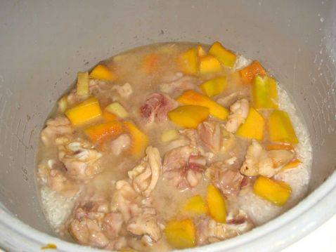 南瓜鸡肉焖饭步骤5