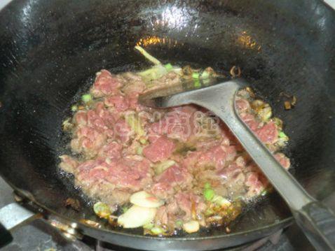 黑胡椒牛柳饭步骤6
