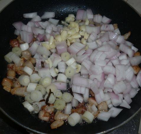 芽菜卤肉饭步骤8