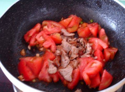西红柿肉片盖饭步骤7