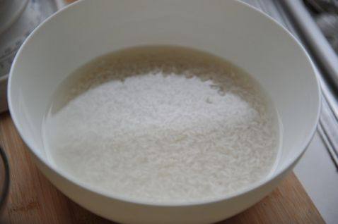 咖喱鸡丁饭团步骤1