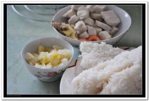 渔家泡饭步骤1