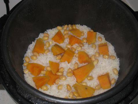黄豆地瓜饭步骤3
