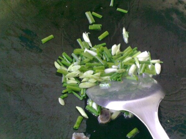 大盆饭之包菜腊肠饭步骤7
