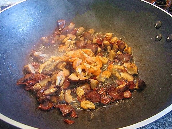 生炒糯米饭步骤8