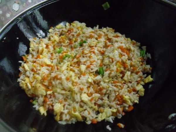 胡萝卜蛋炒饭步骤8