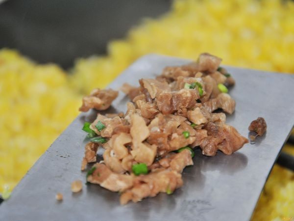 葱花蛋炒饭步骤6