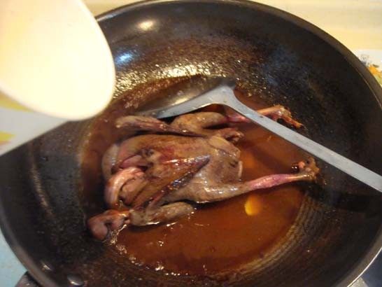 三杯乳鸽彩蔬饭步骤5