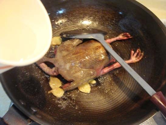 三杯乳鸽彩蔬饭步骤3