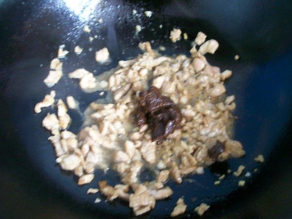 茄丁拌饭步骤7