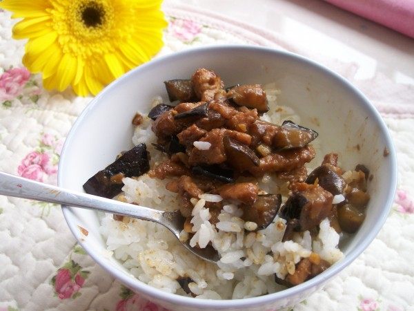 茄丁拌饭步骤10